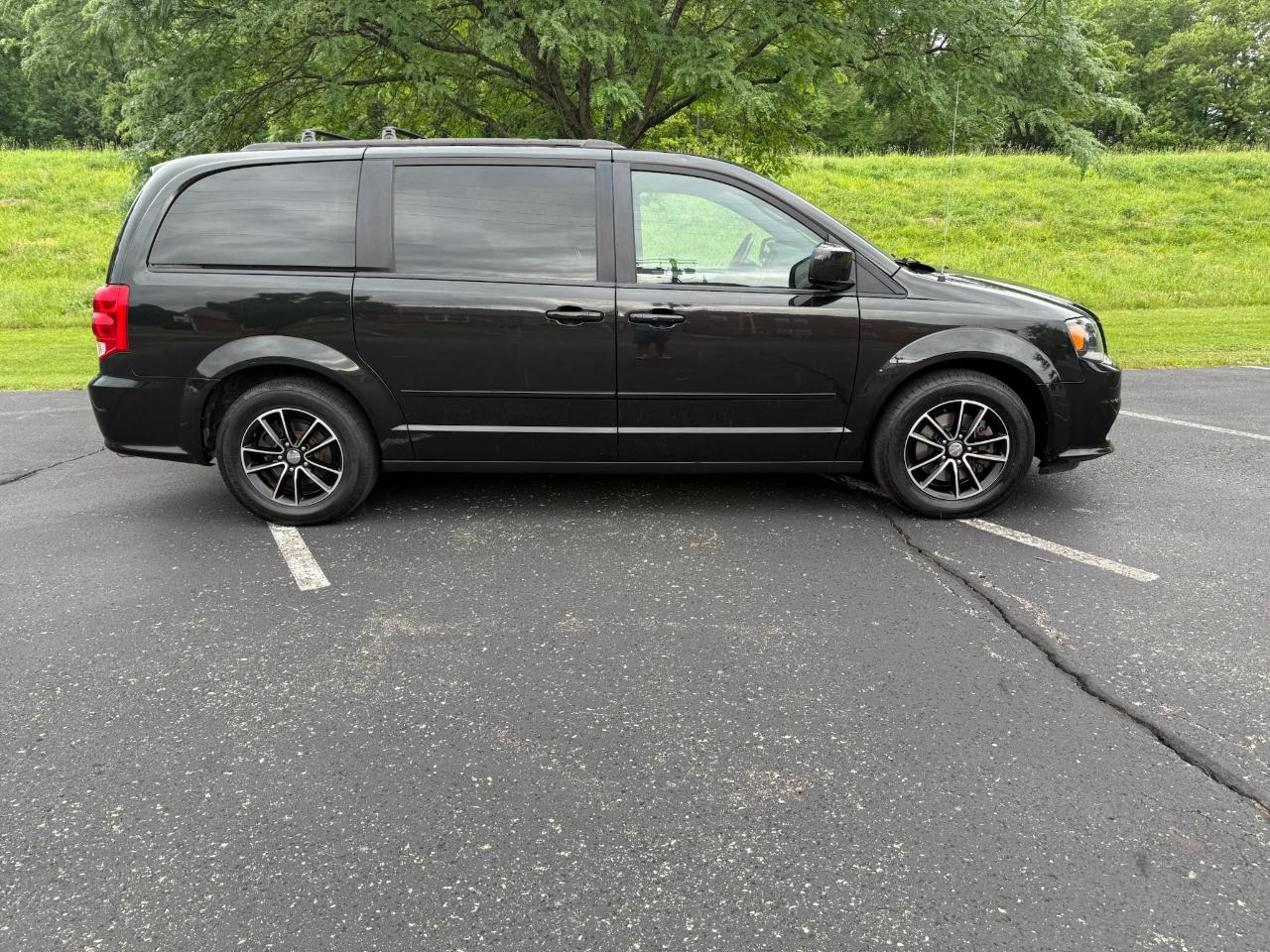 dodge grand caravan 2015 2C4RDGEG0FR512088 image dodge grand caravan 2015 2C4RDGEG0FR512088 image
